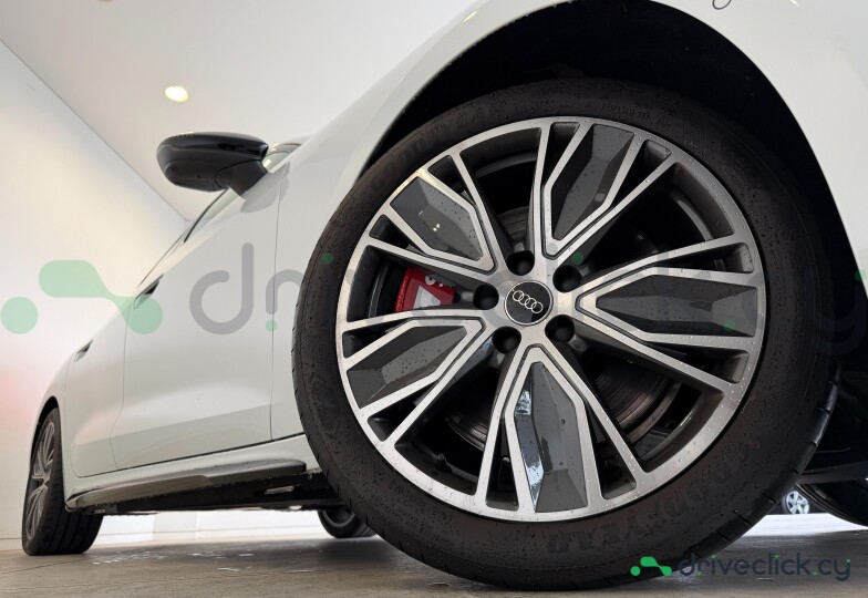 Audi S5 White