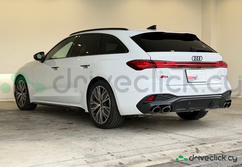 Audi S5 White