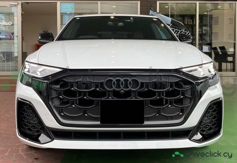 Audi SQ8 White