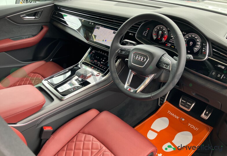 Audi SQ8 White