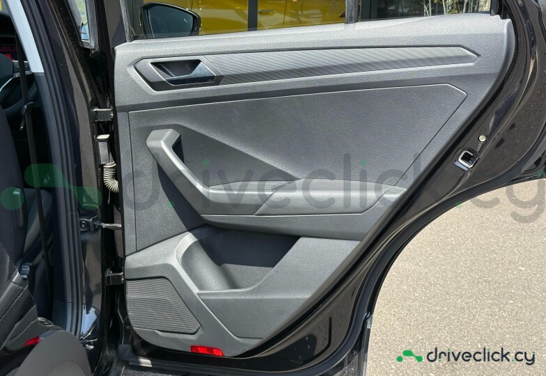 Volkswagen T-Roc Черный