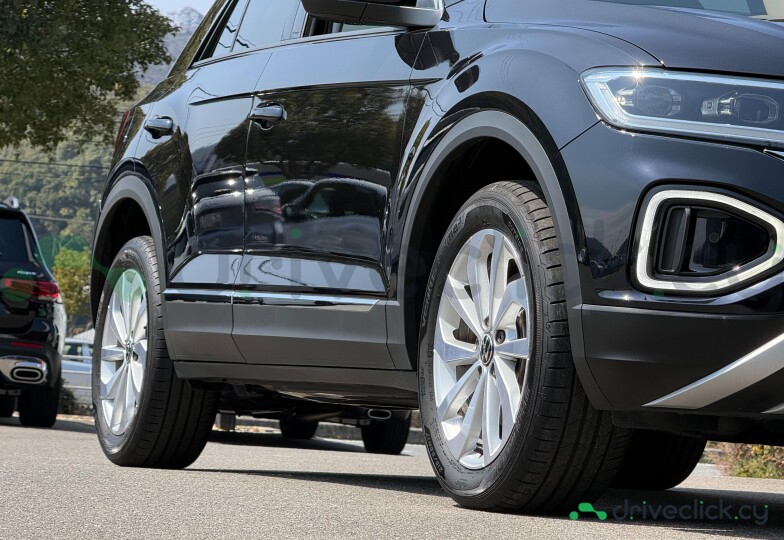 Volkswagen T-Roc Черный