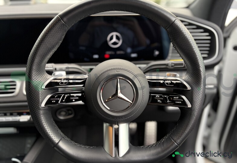 Mercedes GLE-class White
