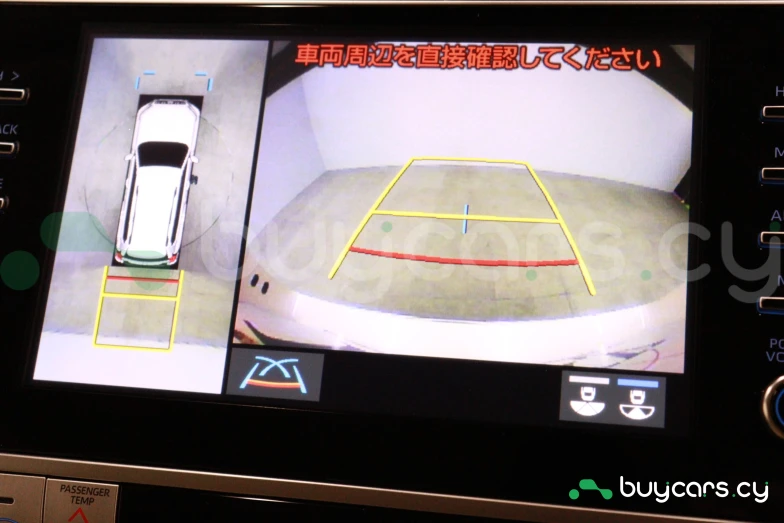 Toyota Land Cruiser Prado Белый