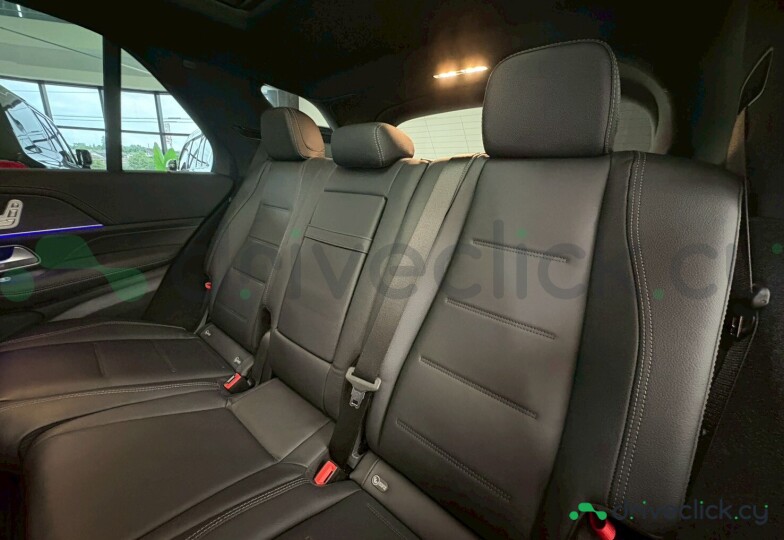 Mercedes GLE-class White