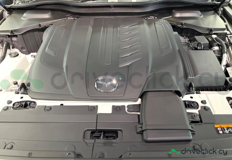 Mazda CX-80 White