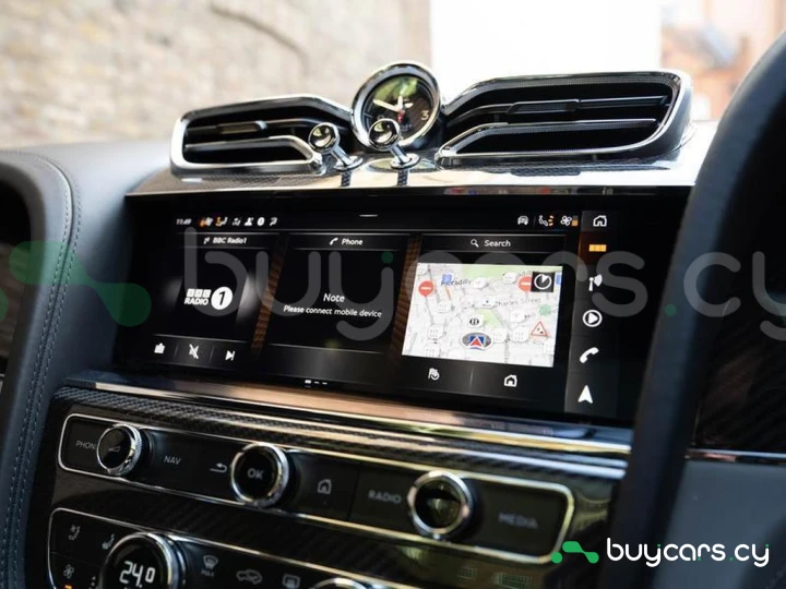 Bentley Bentayga Orange