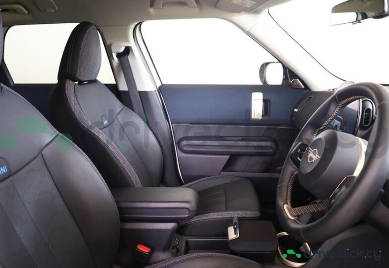 Mini Countryman White