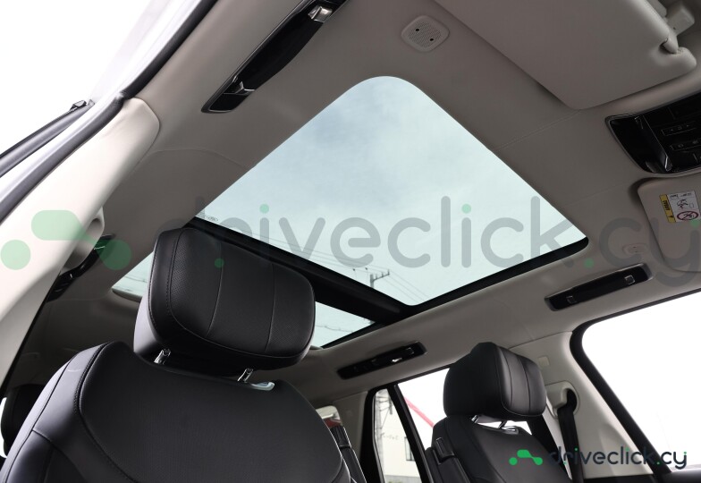 Land Rover Range Rover White