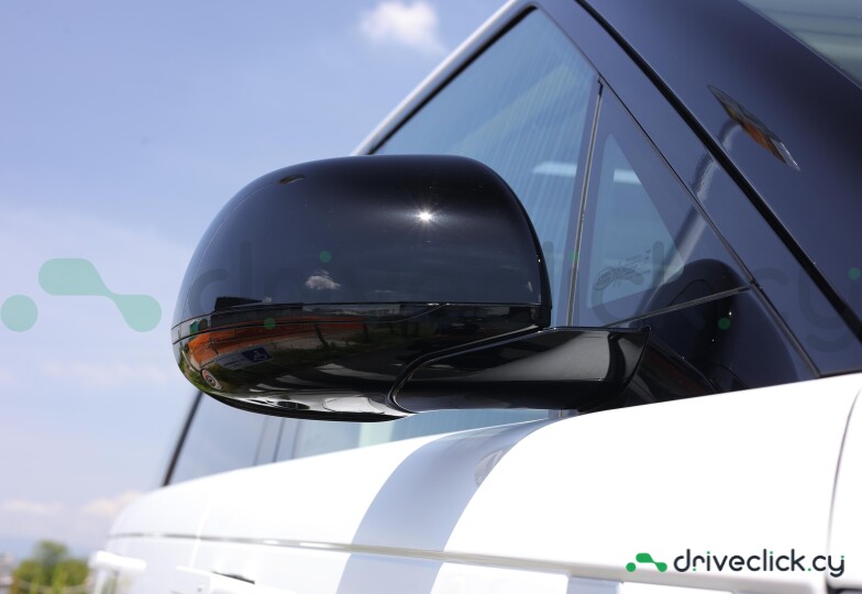 Land Rover Range Rover White