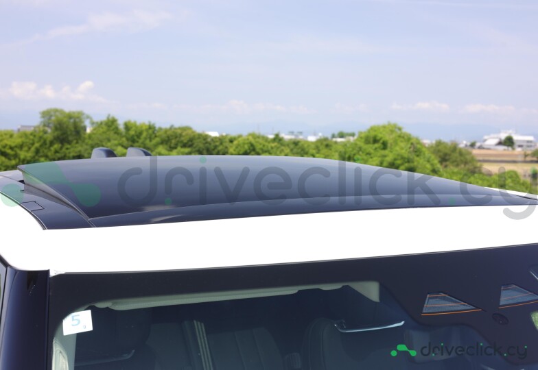 Land Rover Range Rover White