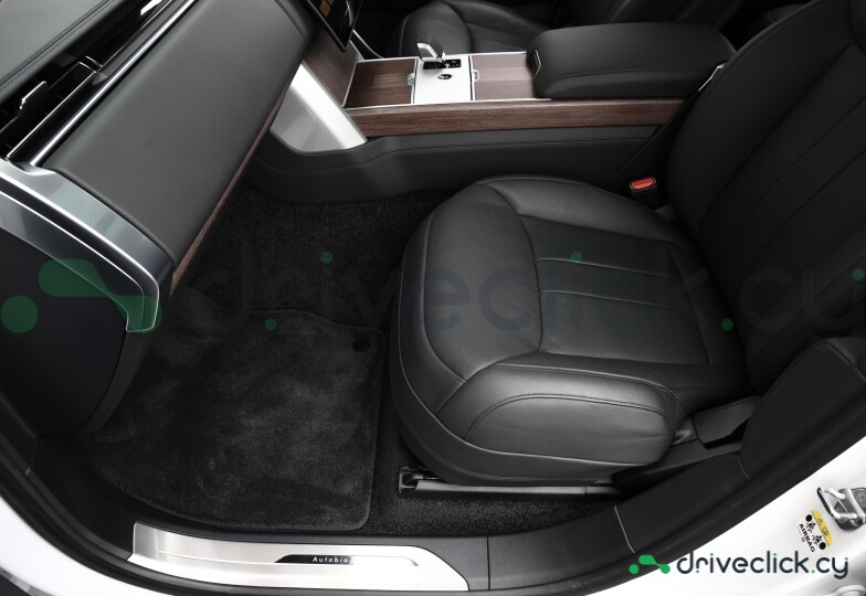 Land Rover Range Rover White