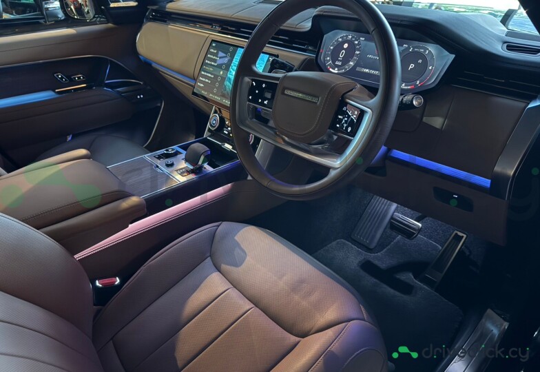Land Rover Range Rover Black