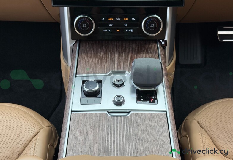 Land Rover Range Rover Black