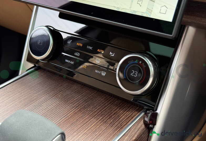 Land Rover Range Rover Black