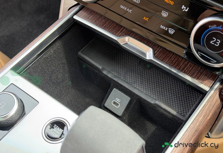 Land Rover Range Rover Black
