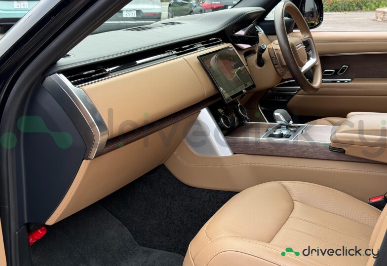 Land Rover Range Rover Black
