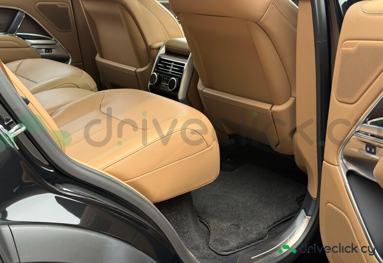 Land Rover Range Rover Black
