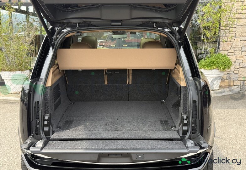Land Rover Range Rover Black