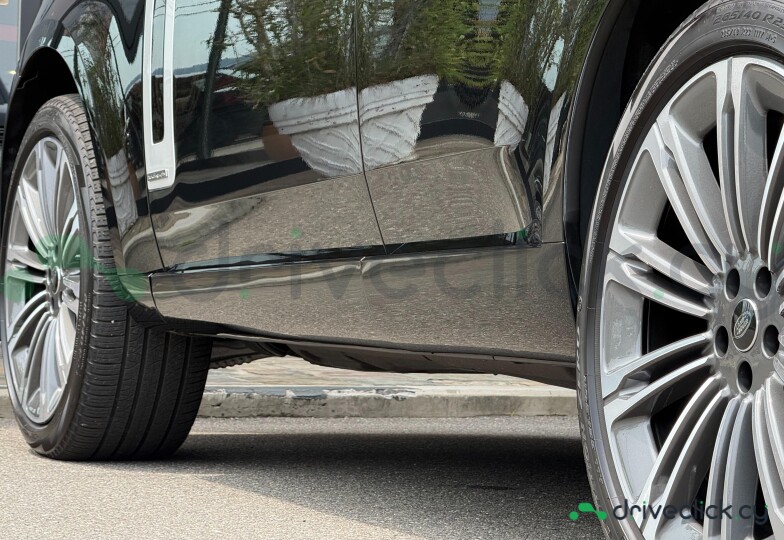 Land Rover Range Rover Black