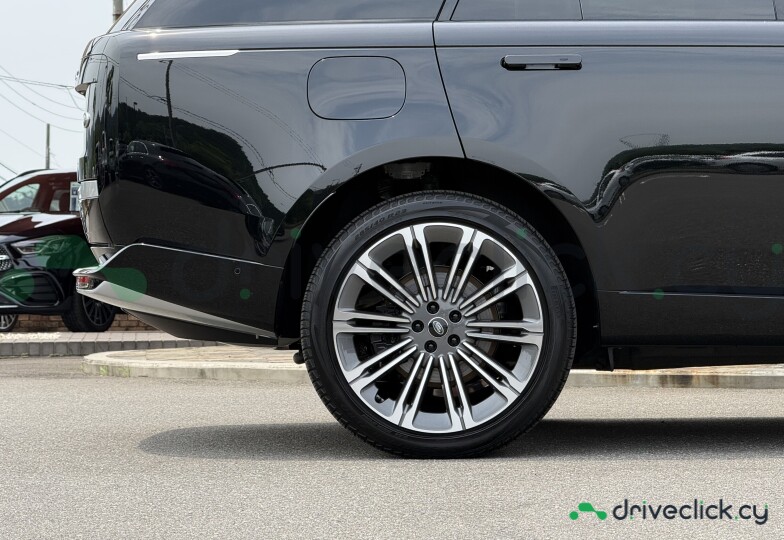 Land Rover Range Rover Black