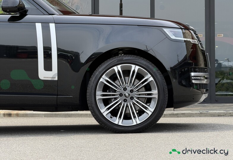 Land Rover Range Rover Black