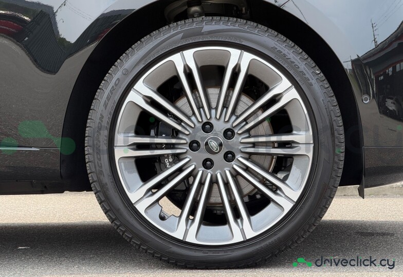 Land Rover Range Rover Black