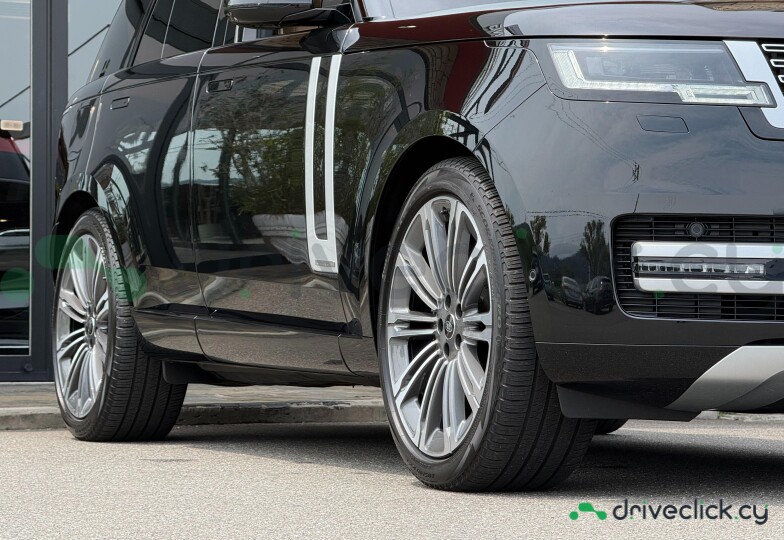 Land Rover Range Rover Black