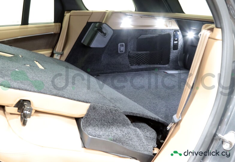 Land Rover Range Rover Grey