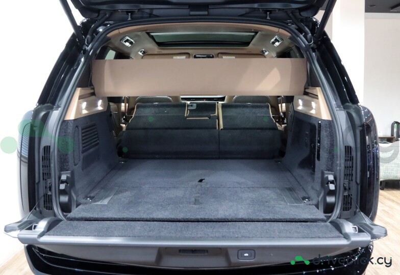 Land Rover Range Rover Grey
