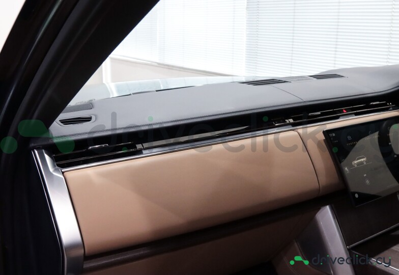 Land Rover Range Rover Grey