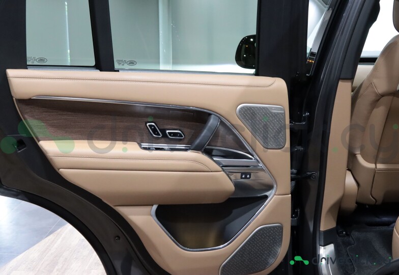 Land Rover Range Rover Grey