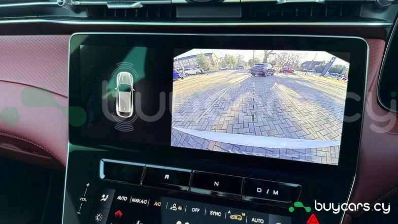 Maserati Grecale Серый