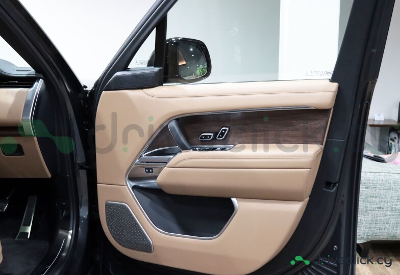 Land Rover Range Rover Grey