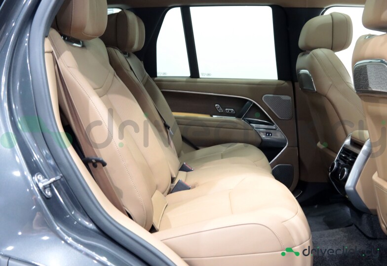 Land Rover Range Rover Grey