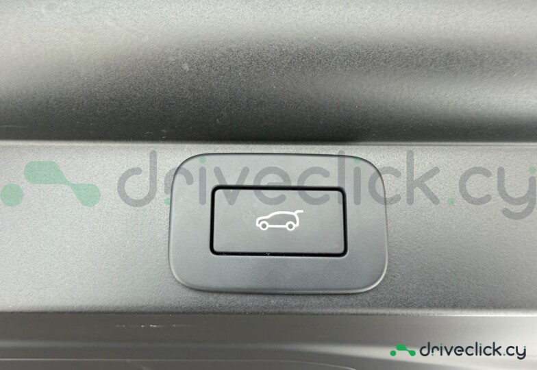 Land Rover Range Rover Grey
