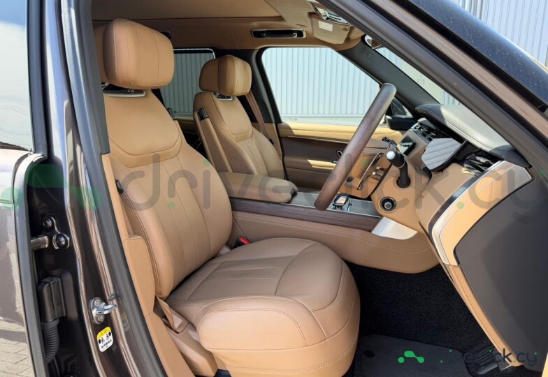 Land Rover Range Rover Grey