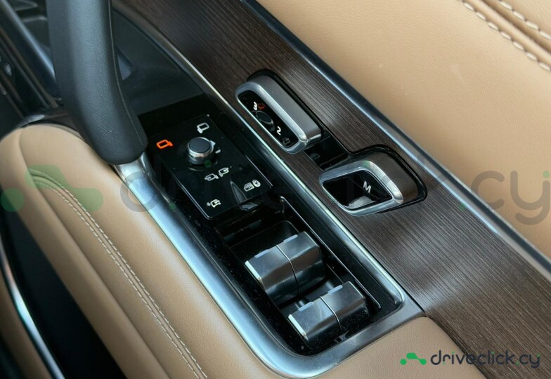 Land Rover Range Rover Grey