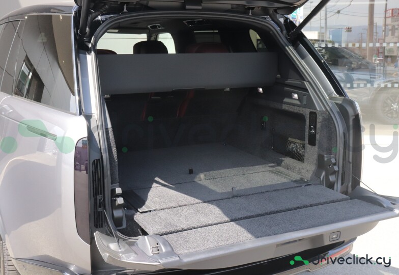 Land Rover Range Rover Grey