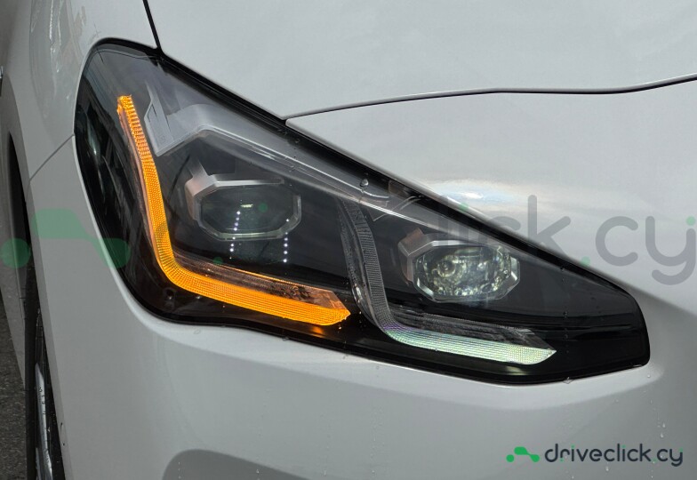 BMW 2 series White