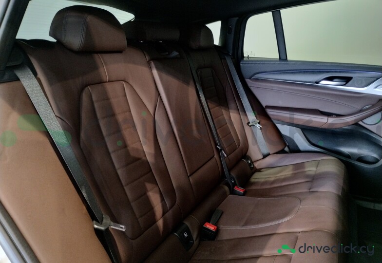 BMW X4 Белый