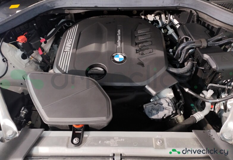 BMW X4 Белый