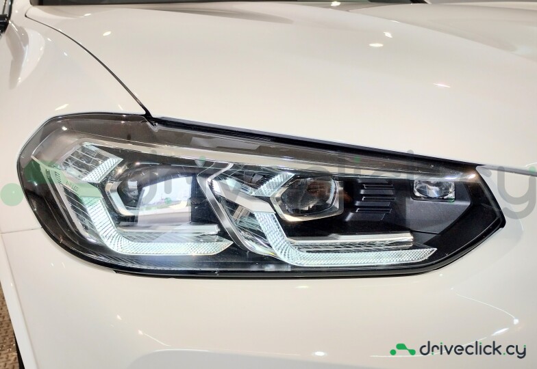 BMW X4 Белый