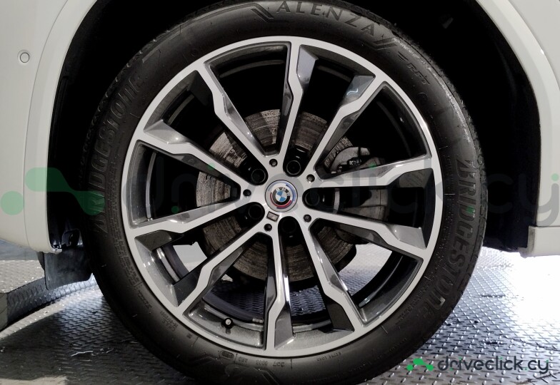 BMW X4 Белый