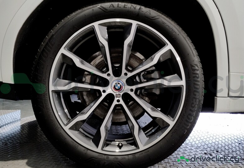 BMW X4 Белый
