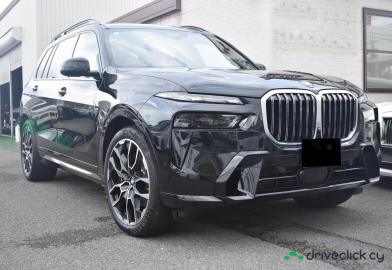 BMW X7 Black