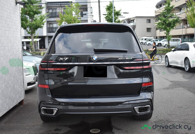 BMW X7 Black