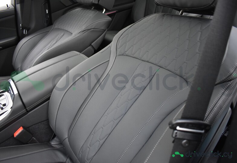 BMW X7 Black