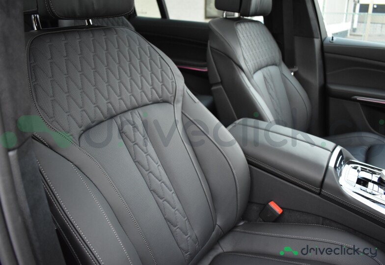 BMW X7 Black