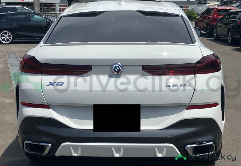 BMW X6 White